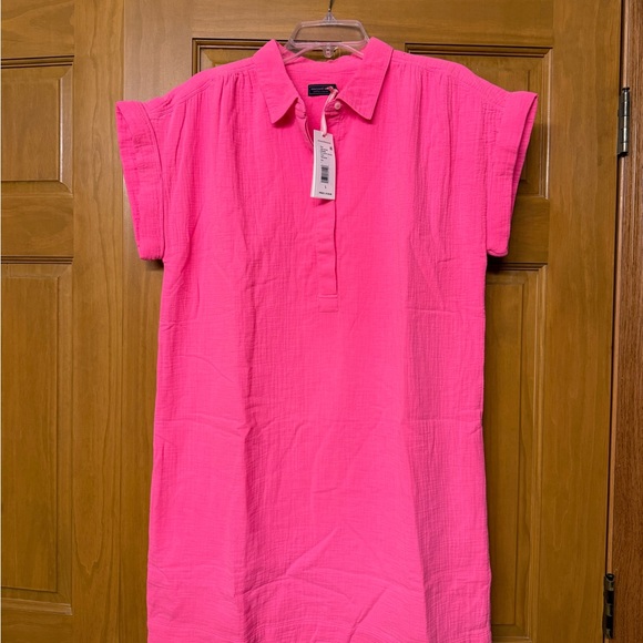 Vineyard Vines Dresses & Skirts - Vineyard Vines Pink Wave Shirt Dress NWT